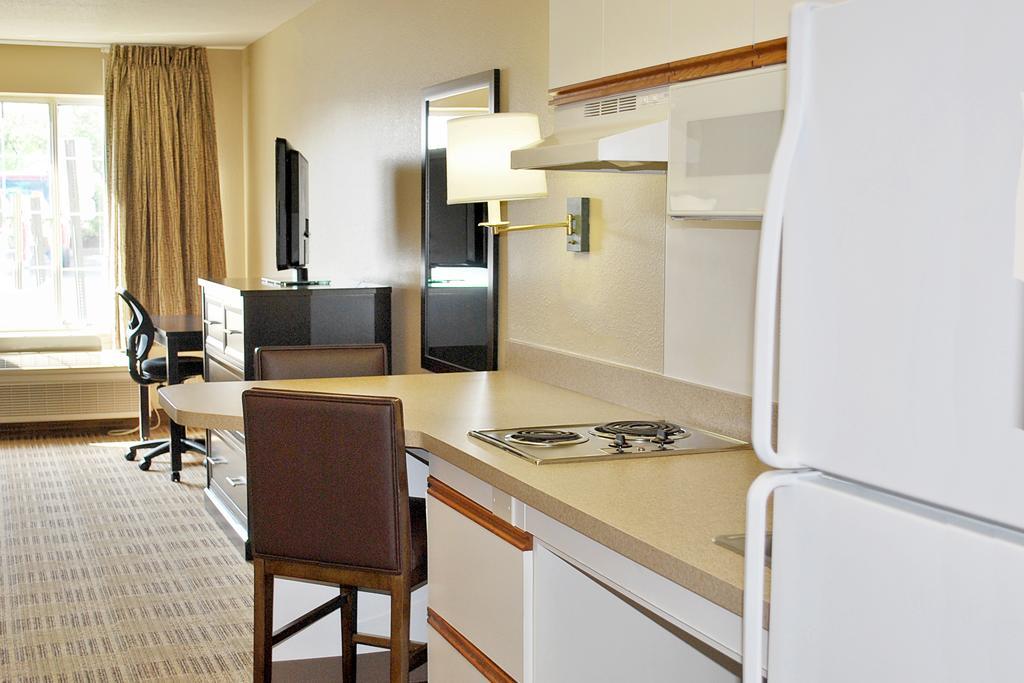 Extended Stay America Suites - Cleveland - Airport - North Olmsted Exteriér fotografie